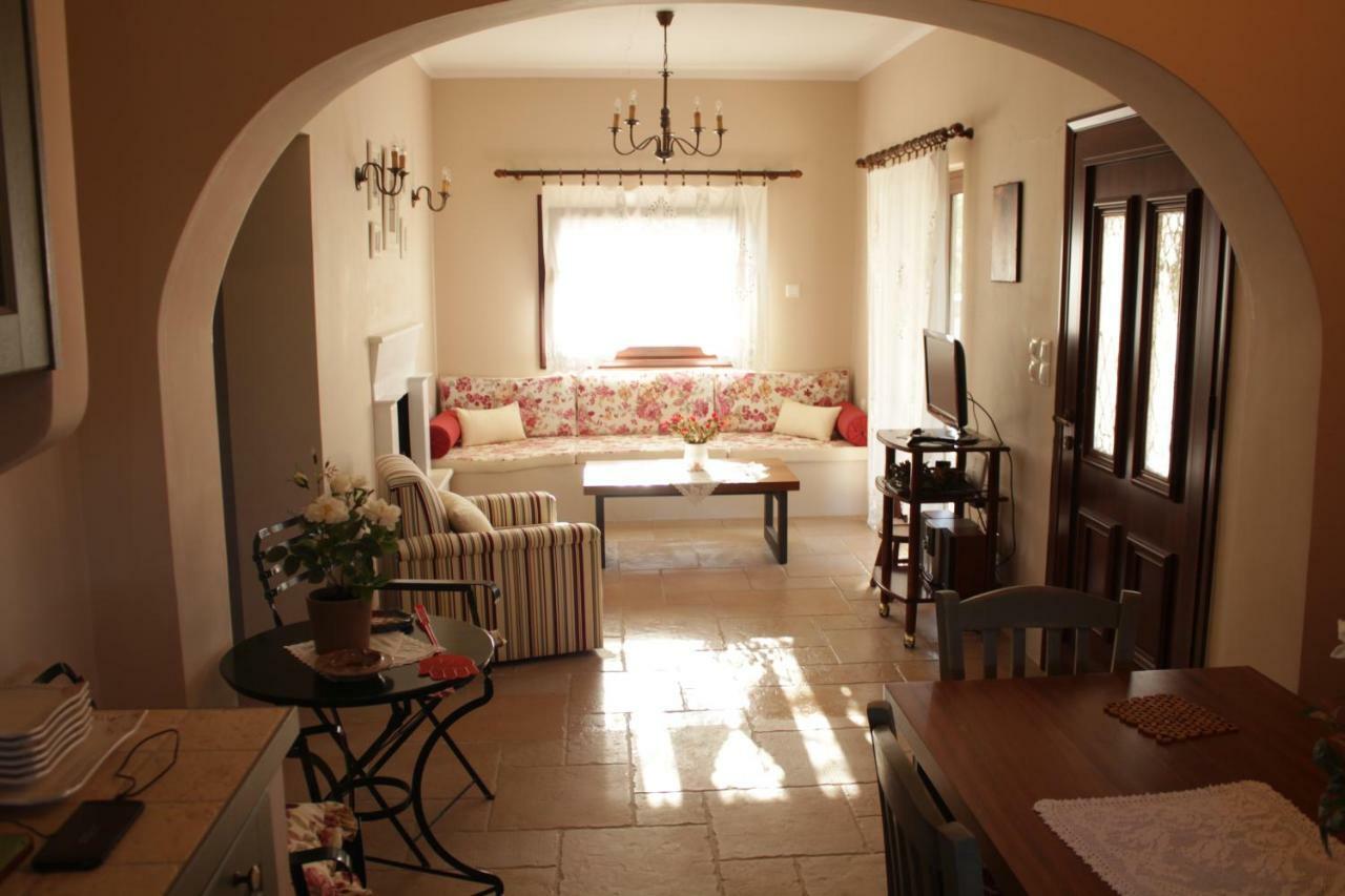 *Villa Pap-Live The Greek Hospitality In A Village* Nea Sampsounta Zewnętrze zdjęcie
