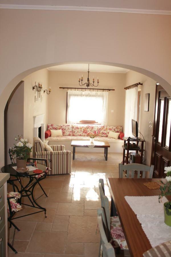 *Villa Pap-Live The Greek Hospitality In A Village* Nea Sampsounta Zewnętrze zdjęcie